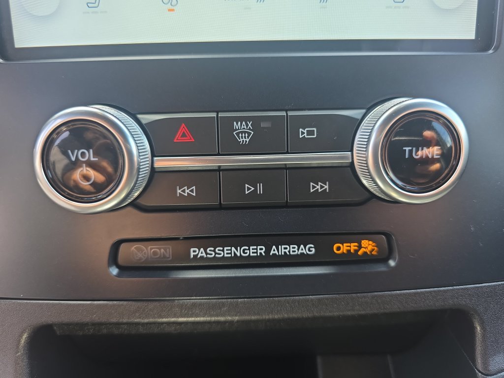 Certified 2023 Ford Edge ST-Line AWD/4WD image 33