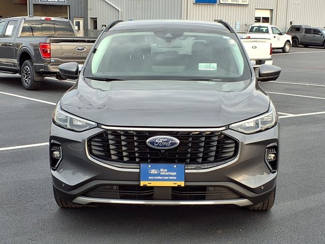 Certified 2023 Ford Escape Platinum w/ Premium Technology Package FWD image 30