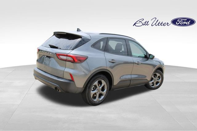 Certified 2025 Ford Escape ST-Line FWD image 5