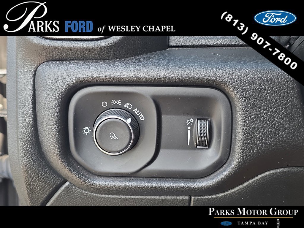 Used 2024 RAM 2500 Tradesman w/ Chrome Appearance Group image 27