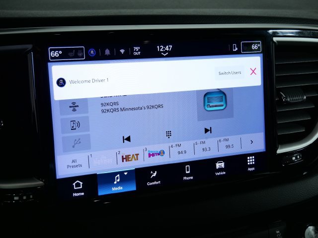 Used 2025 Chrysler Pacifica Select FWD image 22