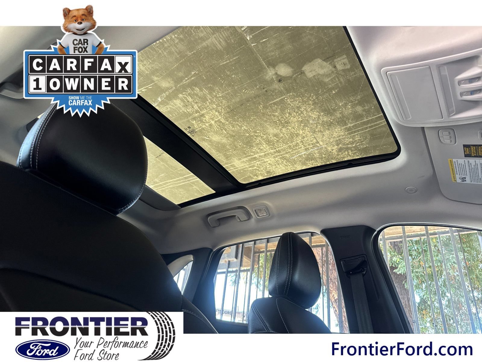 Certified 2025 Ford Escape SE w/ PHEV Premium Package FWD image 18