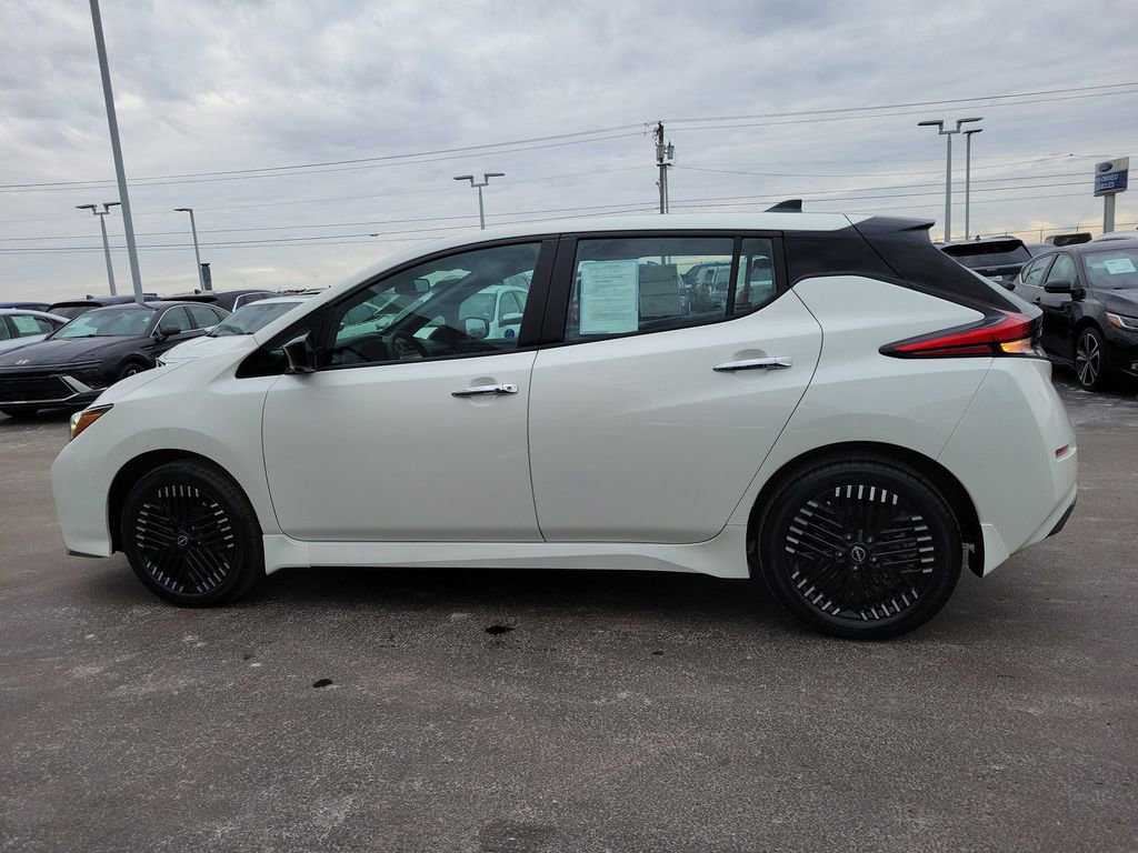 Used 2025 Nissan Leaf SV Plus image 7