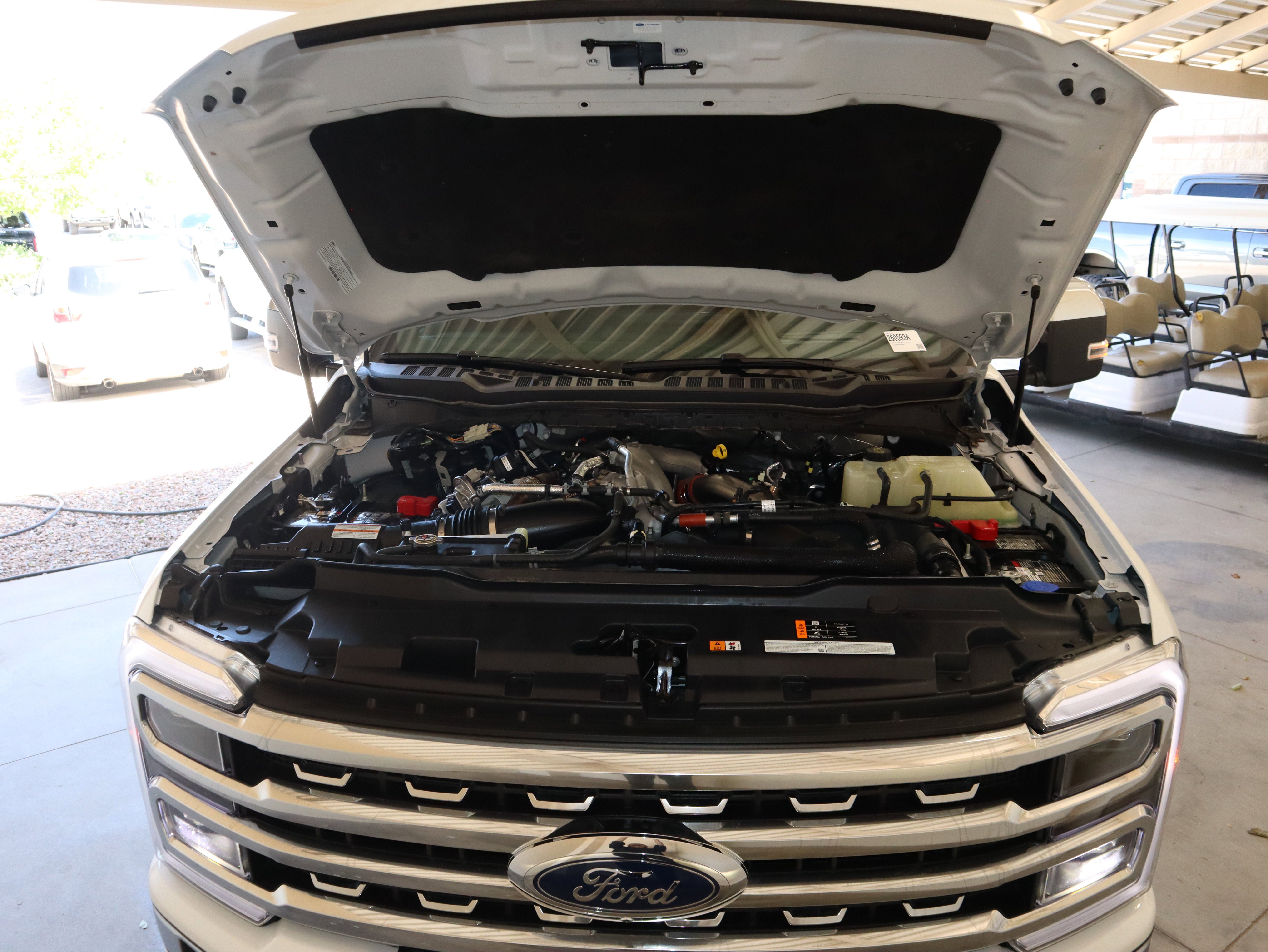 Certified 2024 Ford F350 Platinum w/ Tremor Off-Road Package AWD/4WD image 21
