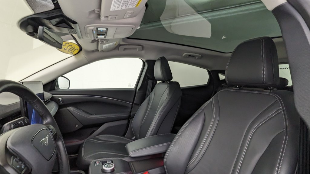 Certified 2023 Ford Mustang Mach-E Premium AWD/4WD image 3