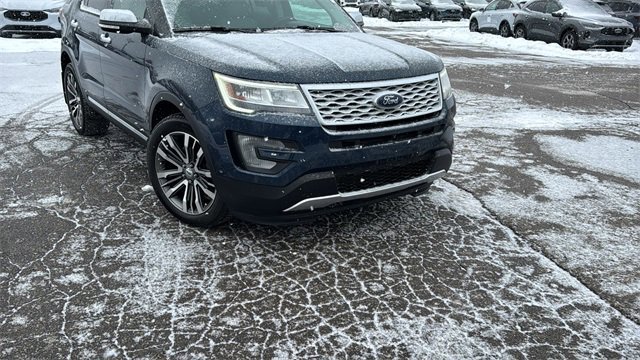 Certified 2017 Ford Explorer Platinum image 9