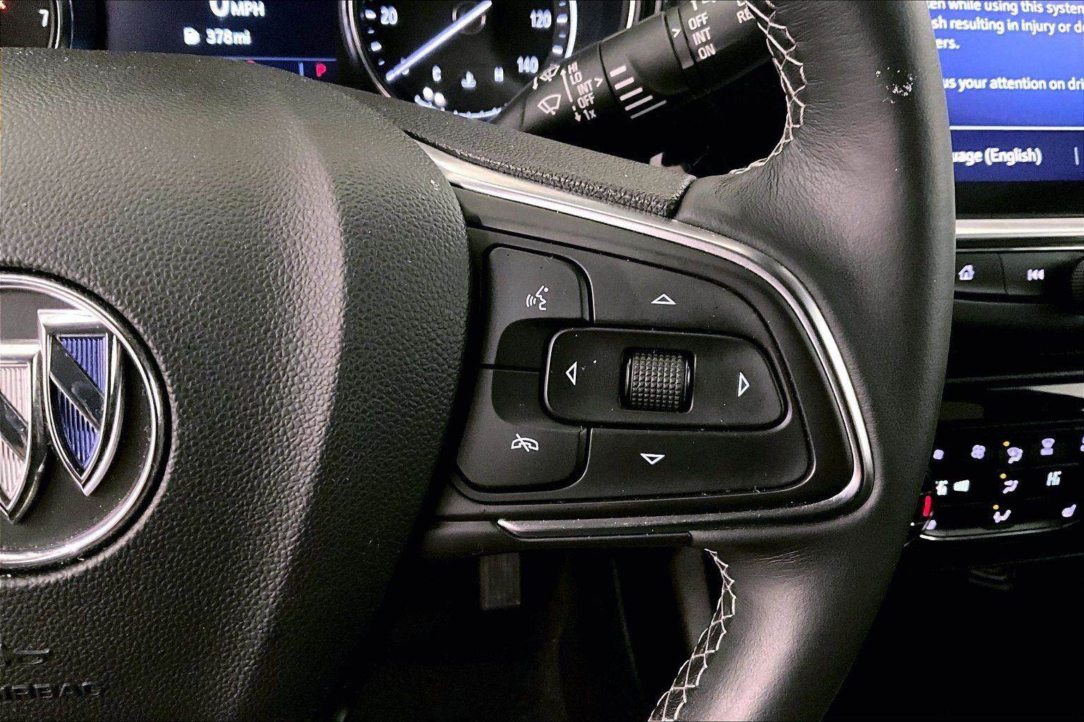 Used 2021 Buick Encore GX Select image 18