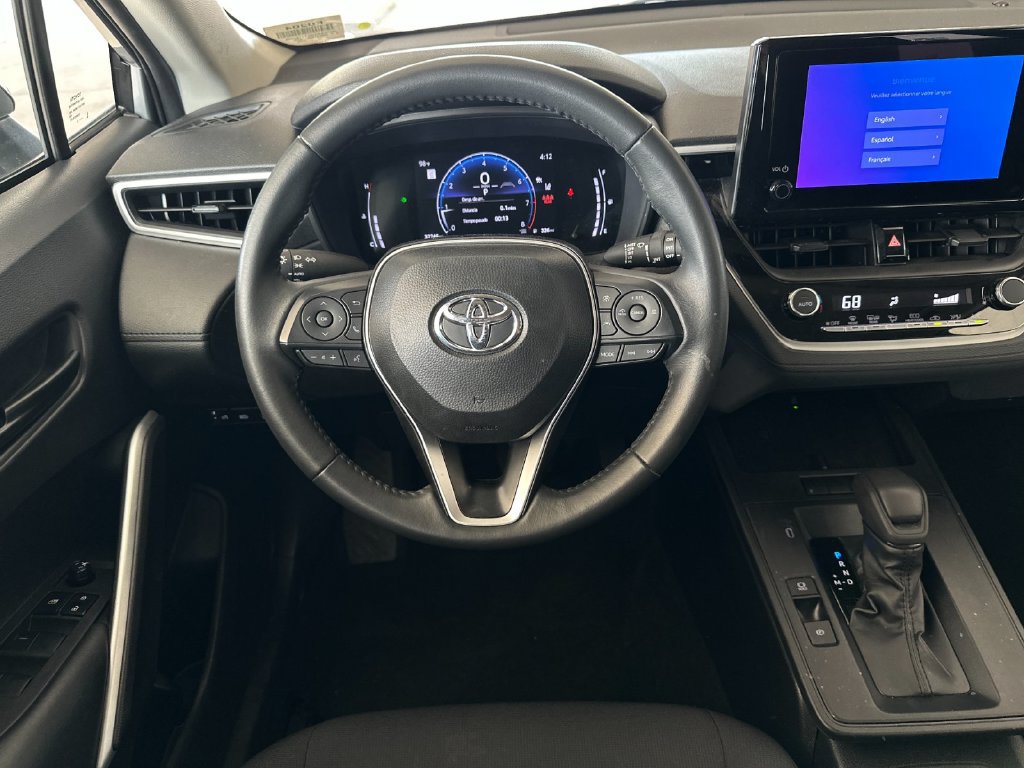 Used 2026 Toyota Corolla Cross LE FWD image 13