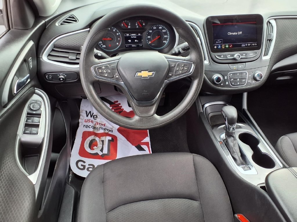 Used 2023 Chevrolet Malibu LT FWD image 9