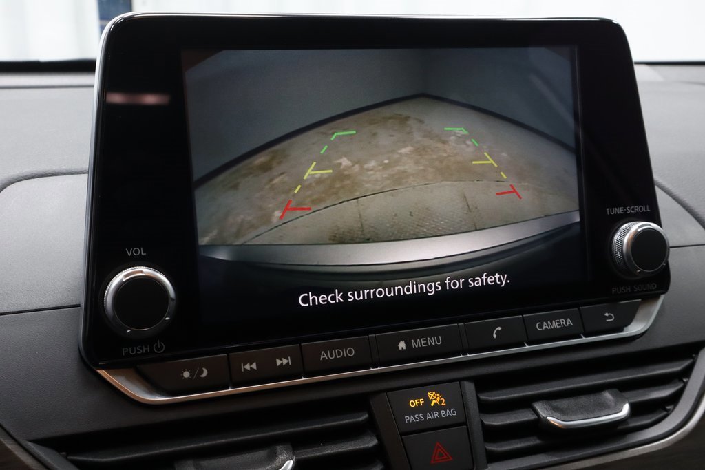 Used 2024 Nissan Altima 2.5 SV image 10