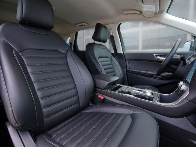 Certified 2024 Ford Edge SEL w/ Convenience Package AWD/4WD image 26