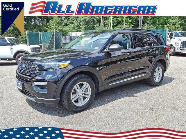 Certified 2022 Ford Explorer XLT w/ Equipment Group 202A image 1