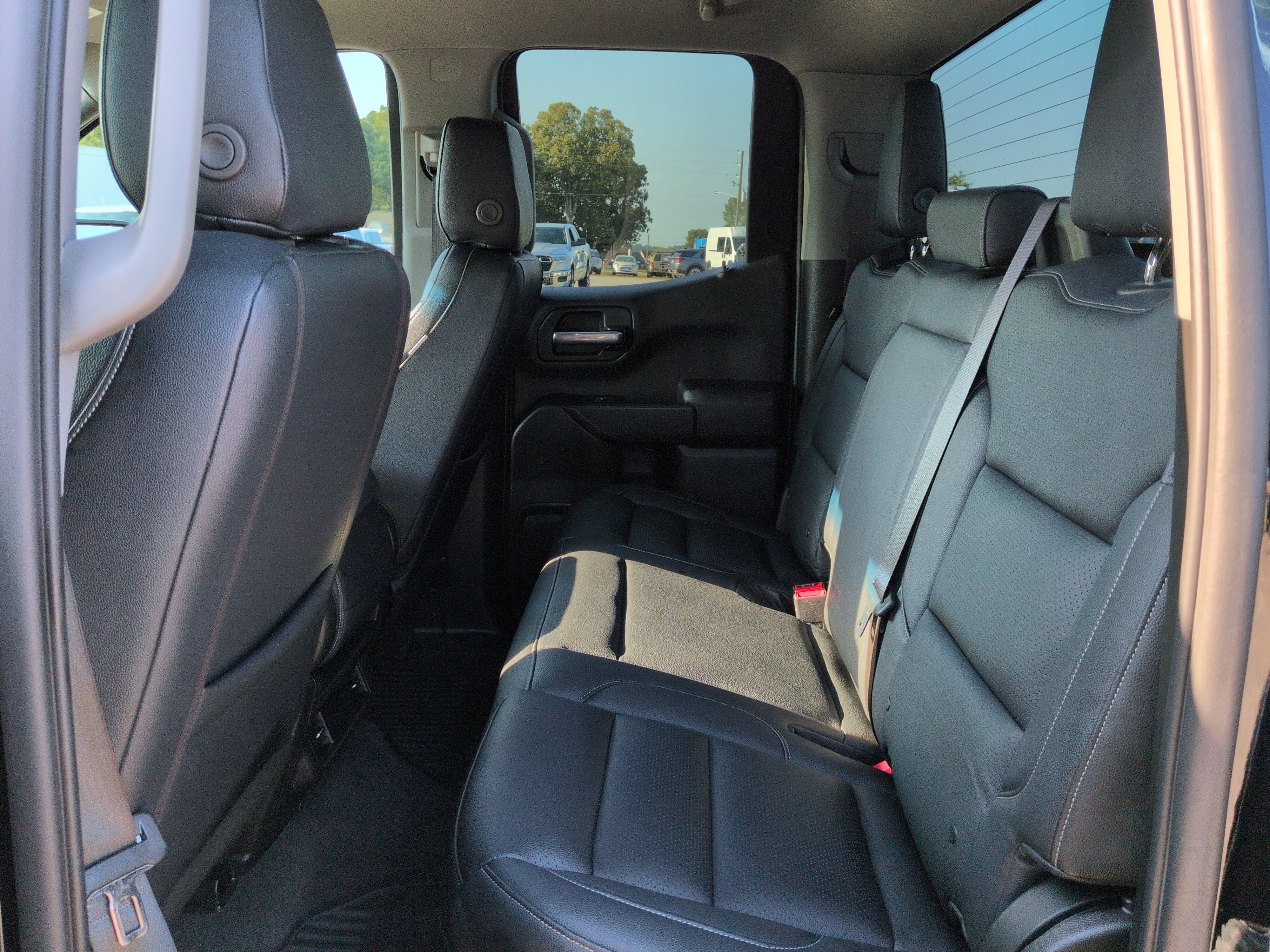 Used 2023 Chevrolet Silverado 1500 Custom w/ LPO, Dark Essentials Package RWD image 12