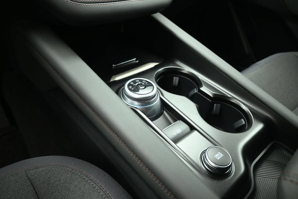 Certified 2025 Ford Explorer Active AWD/4WD image 15