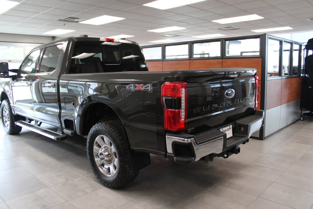 Certified 2024 Ford F350 Lariat w/ Chrome Package AWD/4WD image 6