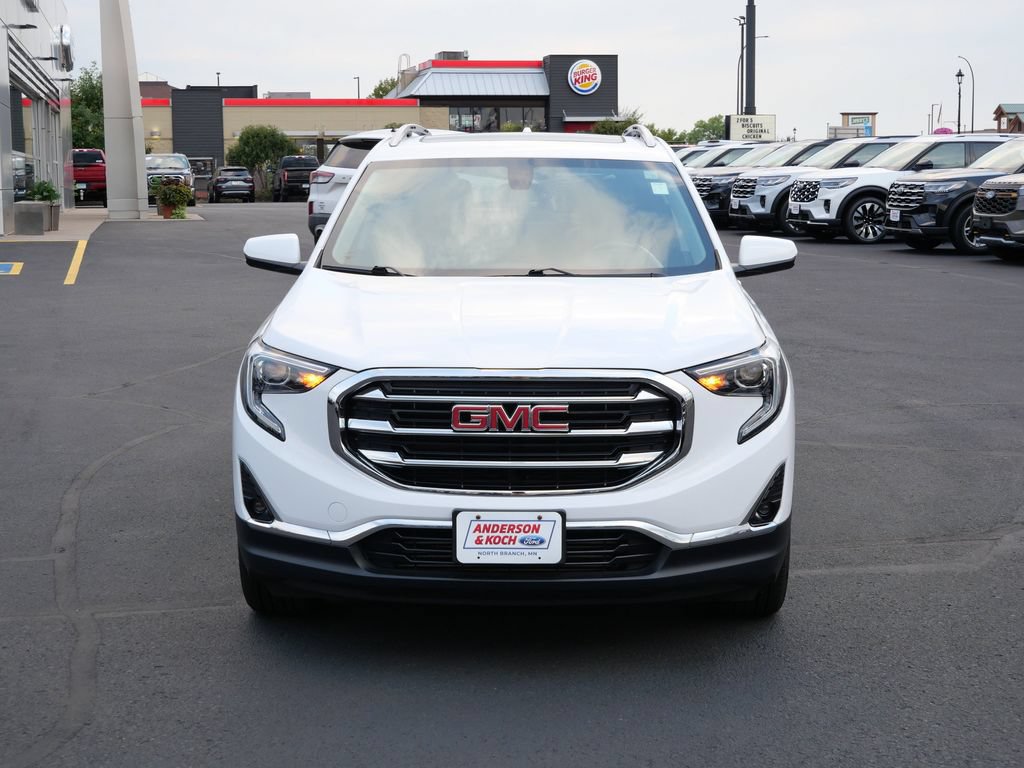 Used 2018 GMC Terrain SLT w/ Preferred Package AWD/4WD image 3