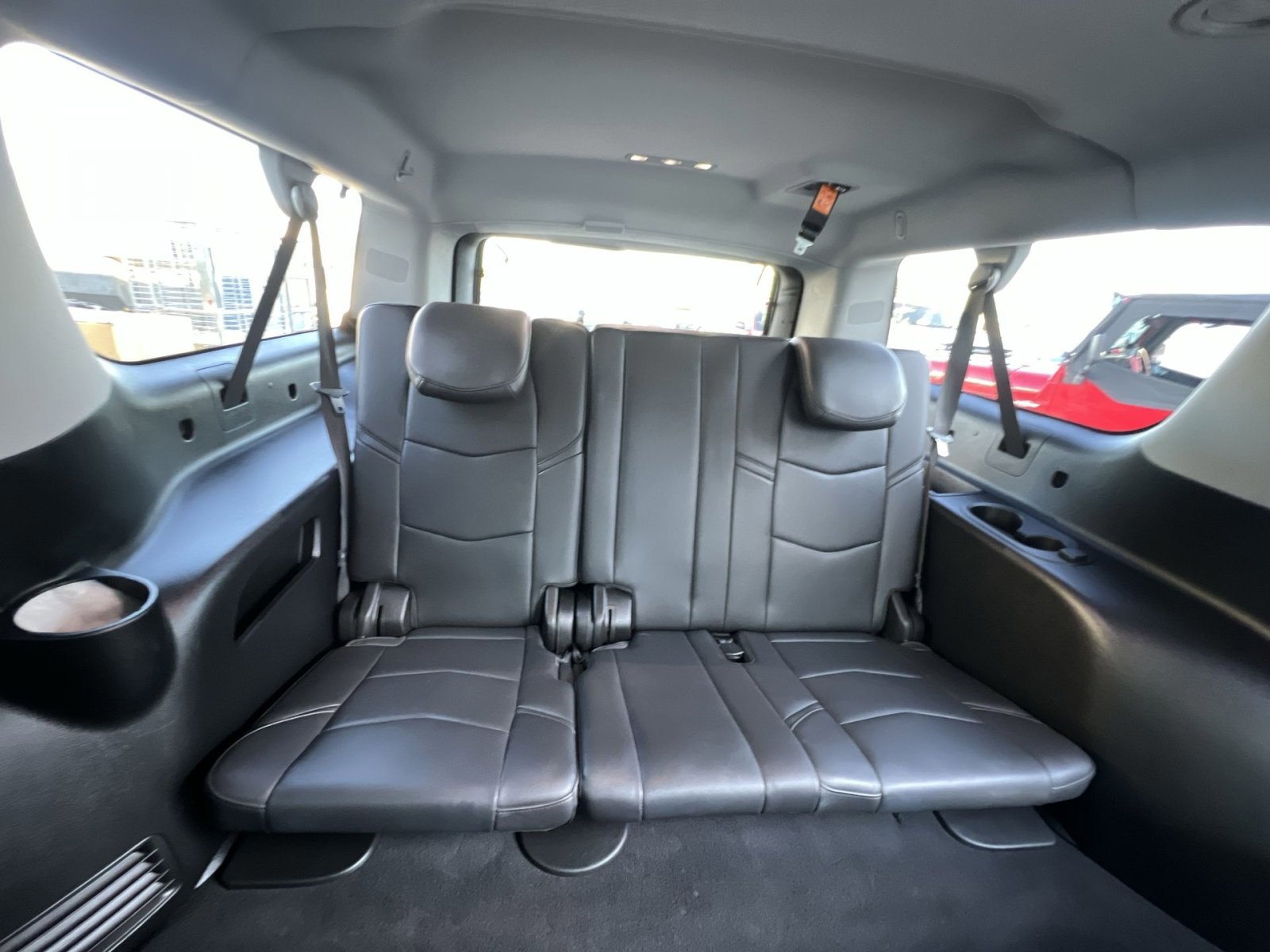 Used 2020 Cadillac Escalade ESV Luxury image 26