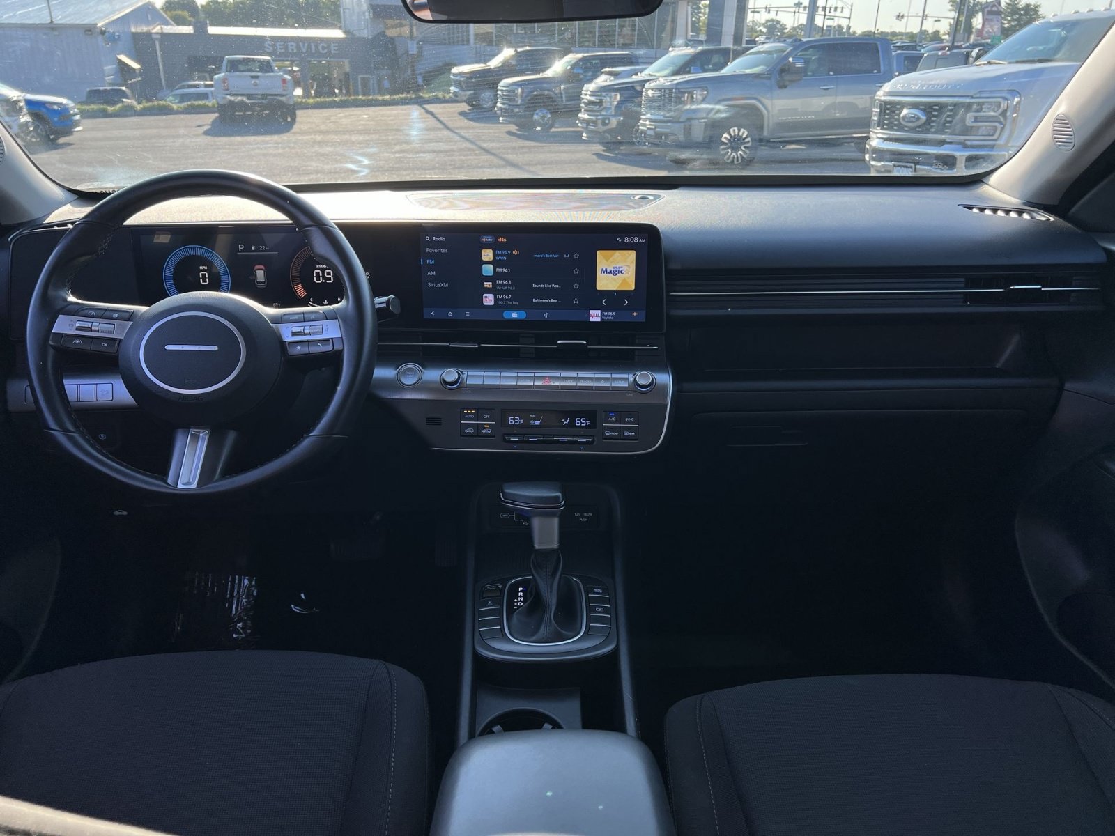 Used 2025 Hyundai Kona SEL AWD/4WD image 30