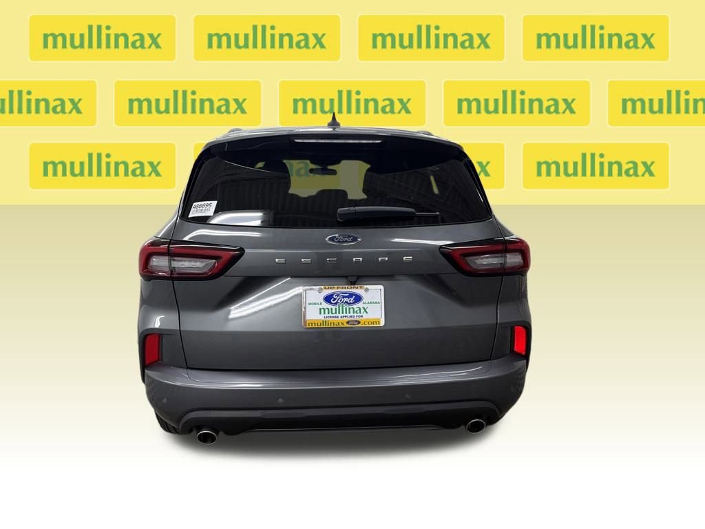 Certified 2023 Ford Escape ST-Line w/ Tech Pack #1 image 4