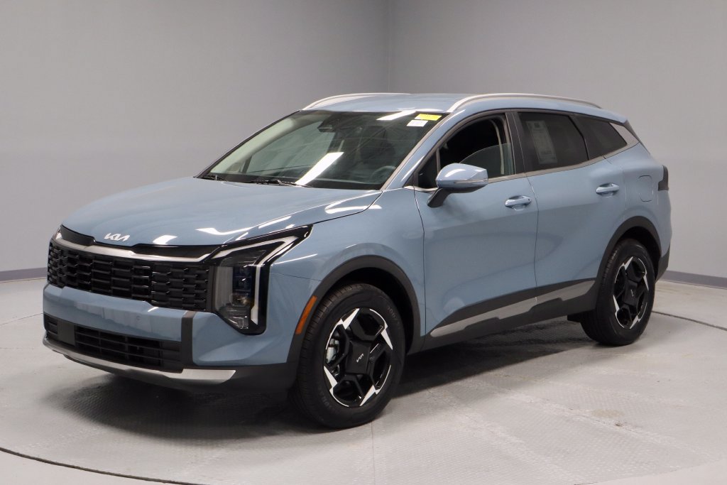 Used 2026 Kia Sportage EX AWD/4WD image 8