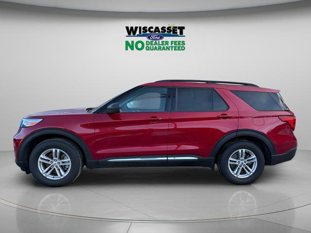 Certified 2022 Ford Explorer XLT w/ Equipment Group 202A AWD/4WD image 2