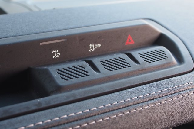 Certified 2025 Ford Bronco Outer Banks image 25