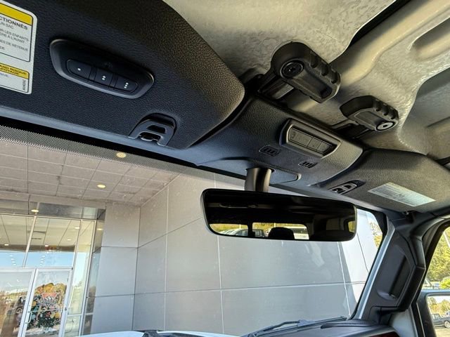 Used 2023 Jeep Gladiator Rubicon w/ LED Lighting Group AWD/4WD image 31