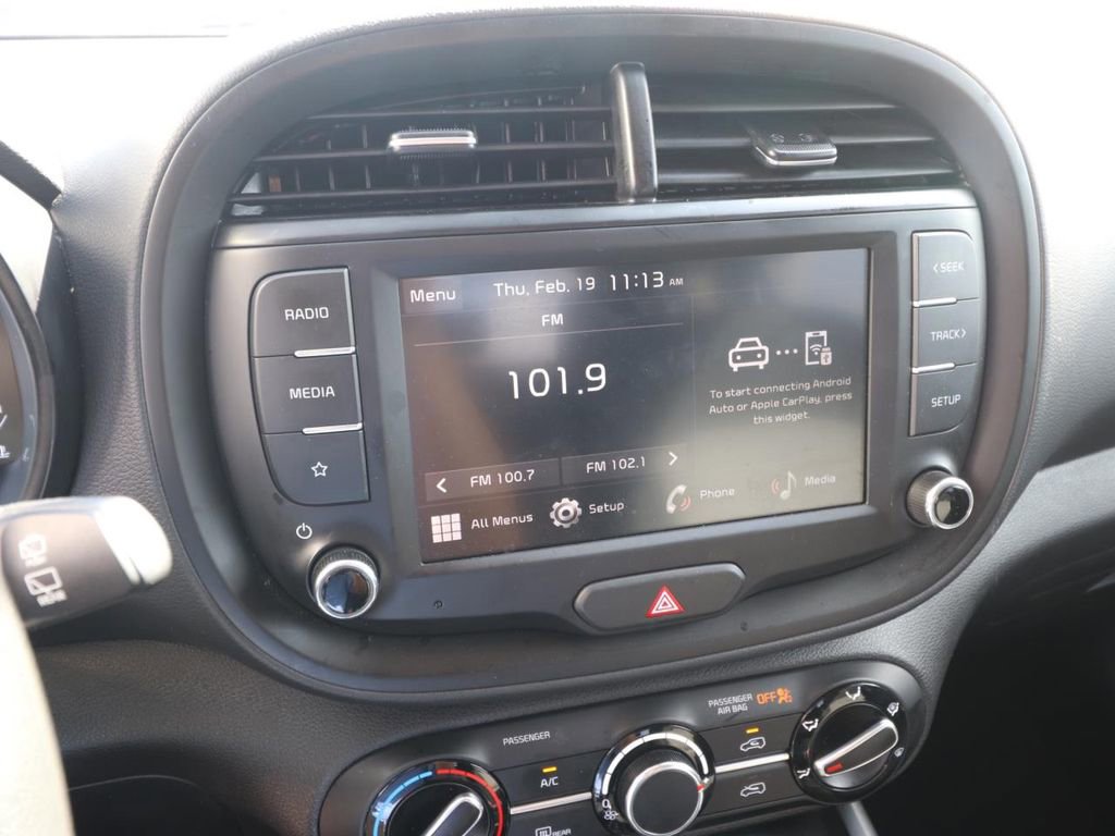 Used 2025 Kia Soul LX w/ LX Technology Package image 19