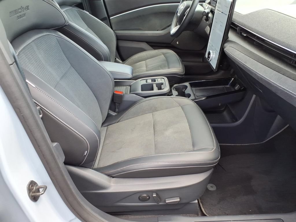 Certified 2025 Ford Mustang Mach-E GT AWD/4WD image 7