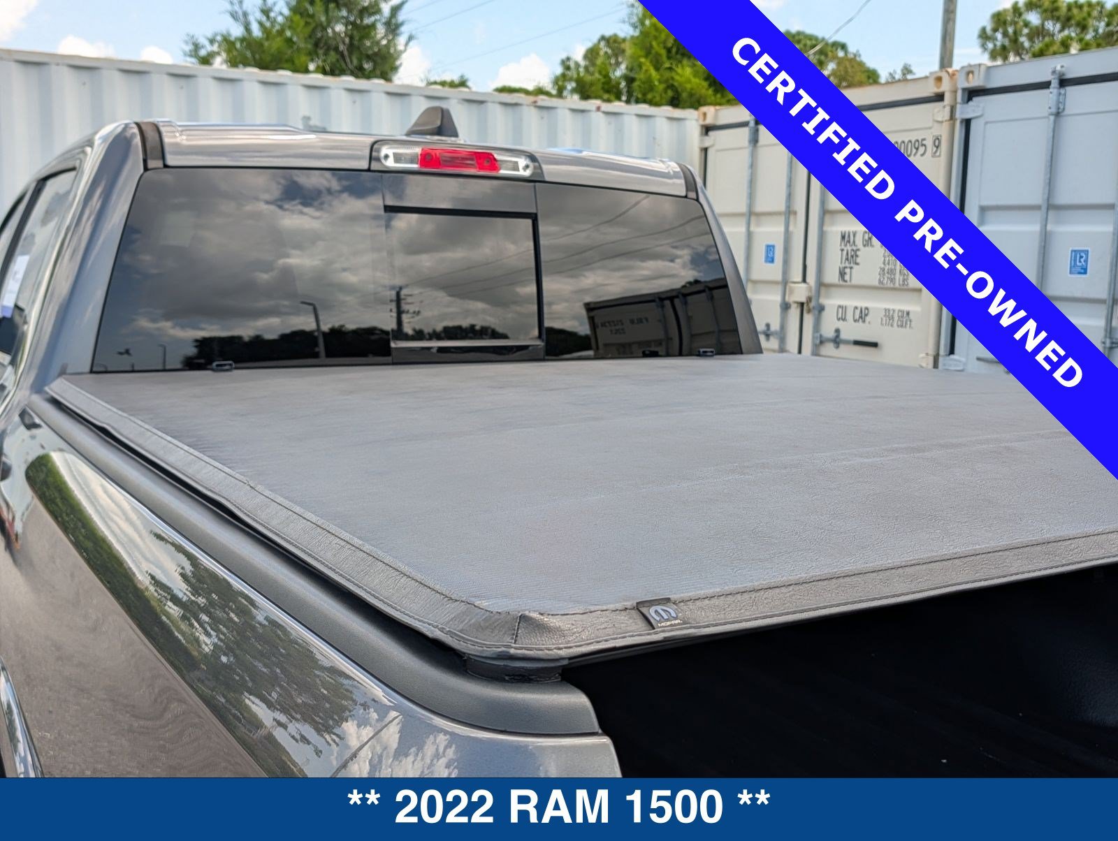 Used 2022 RAM 1500 Laramie AWD/4WD image 15
