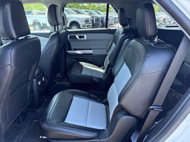 Certified 2024 Ford Explorer XLT w/ Equipment Group 202A AWD/4WD image 16