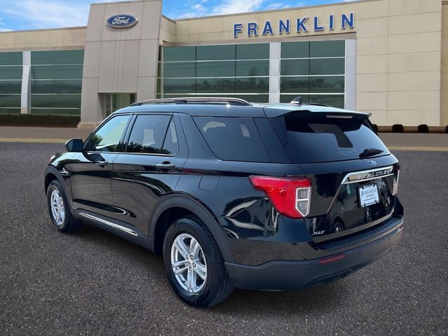 Certified 2023 Ford Explorer XLT RWD image 5