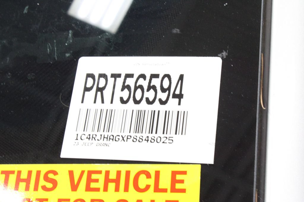 Used 2023 Jeep Grand Cherokee Altitude AWD/4WD image 32