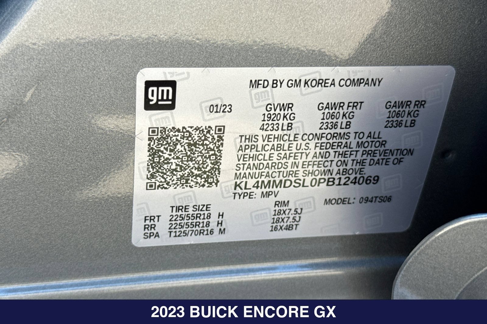 Used 2023 Buick Encore GX Select w/ Sport Touring Package FWD image 31
