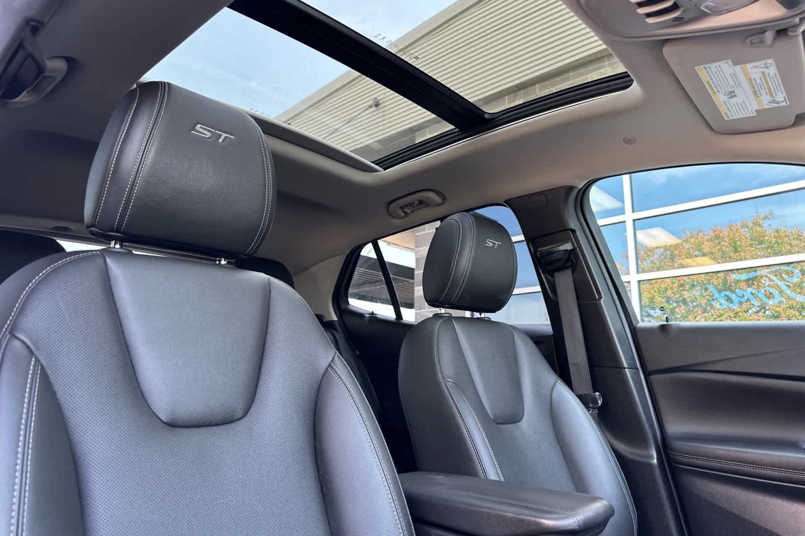Used 2024 Buick Encore GX Sport Touring w/ Experience Buick Package AWD/4WD image 17