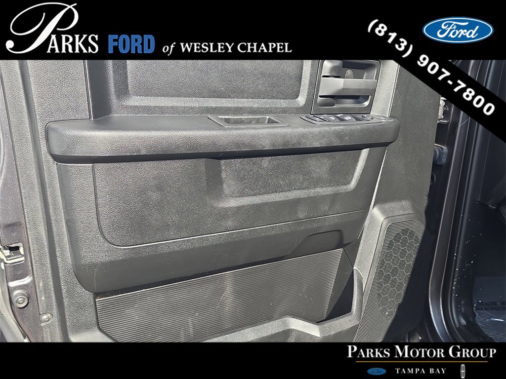 Used 2024 RAM 2500 Tradesman w/ Chrome Appearance Group image 15