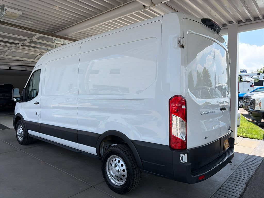 Certified 2023 Ford Transit 250 Medium Roof AWD image 5