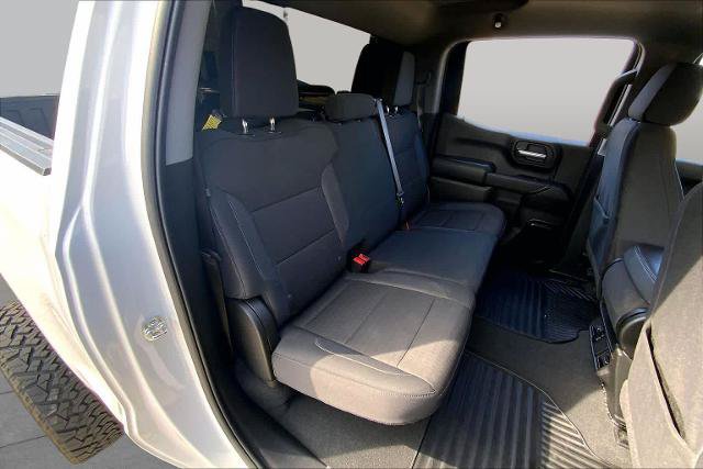 Used 2025 Chevrolet Silverado 1500 Custom w/ Turbomax Blackout Package AWD/4WD image 19