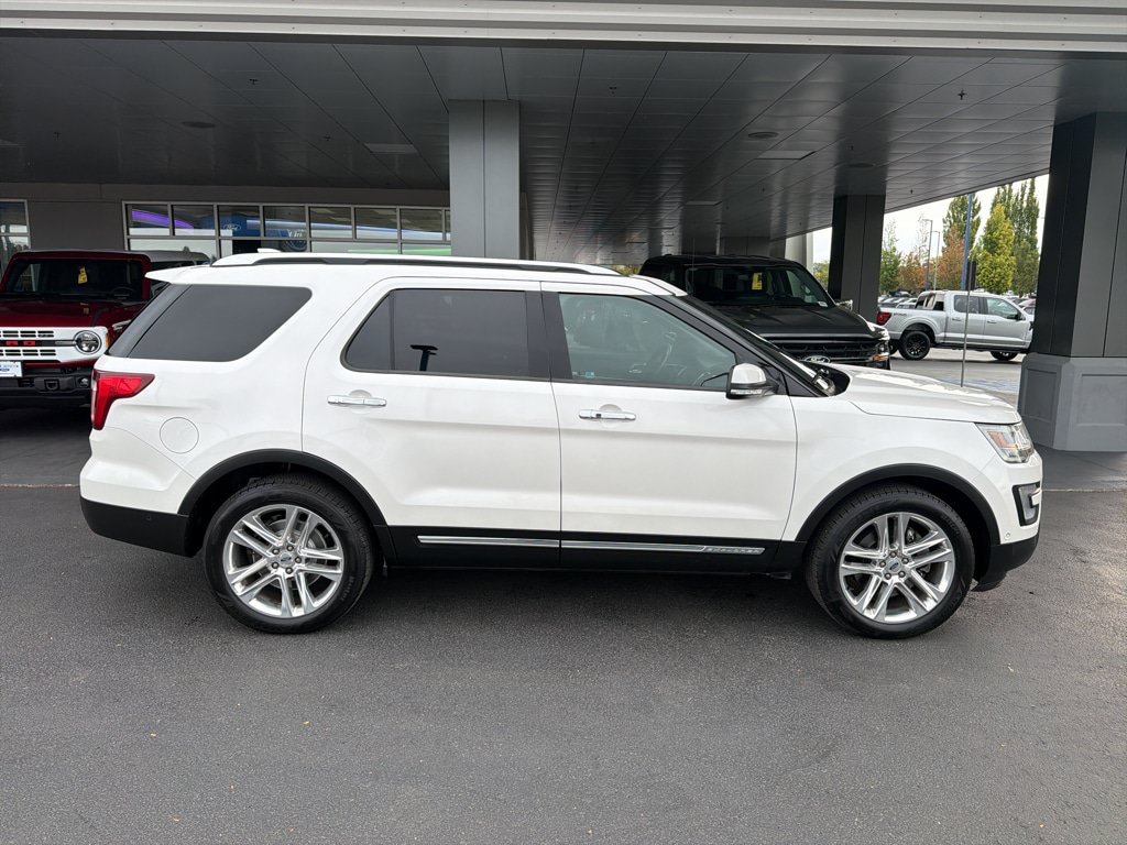 Certified 2017 Ford Explorer Limited AWD/4WD image 7