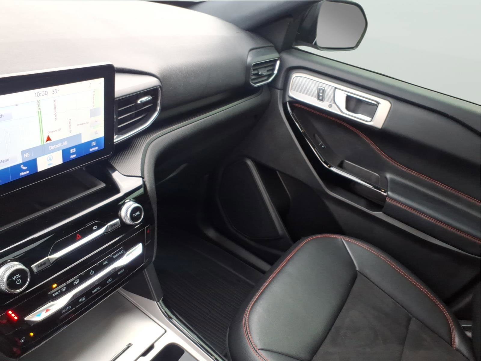 Certified 2023 Ford Explorer ST-Line image 23