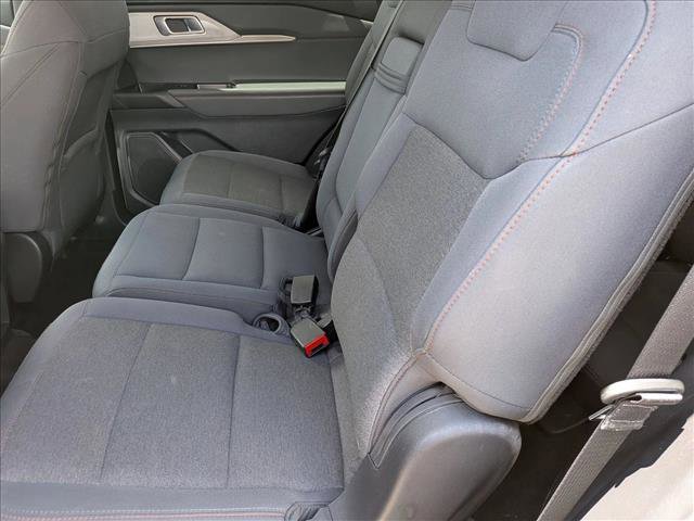 Certified 2025 Ford Explorer Active RWD image 18