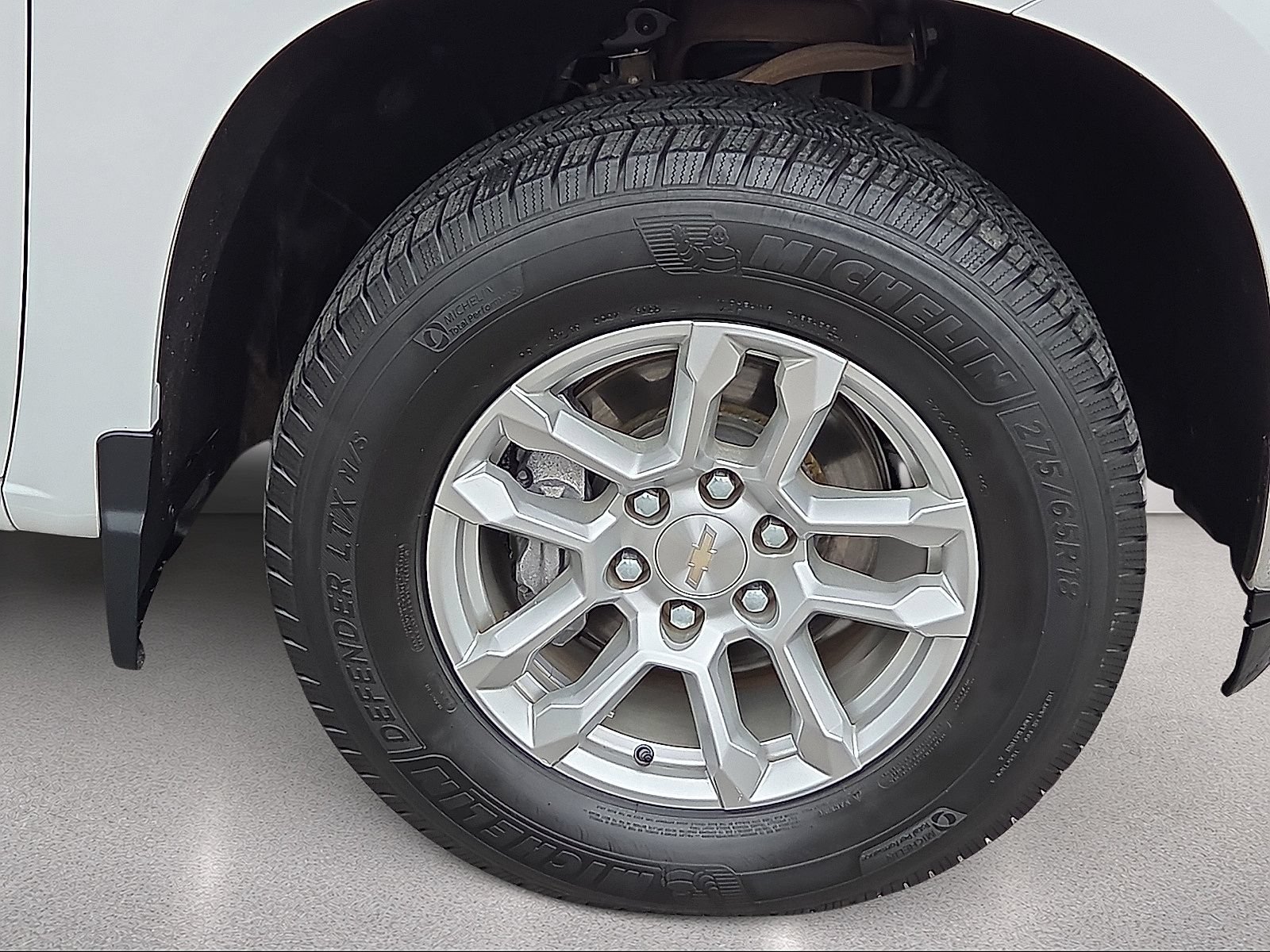 Used 2024 Chevrolet Silverado 1500 LT AWD/4WD image 7