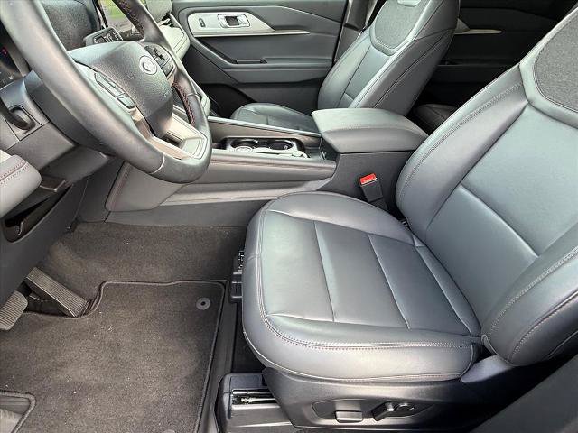 Certified 2026 Ford Explorer Active w/ Active Comfort Package AWD/4WD image 14