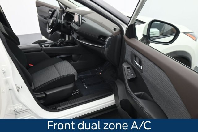 Used 2023 Nissan Rogue SV AWD/4WD image 14