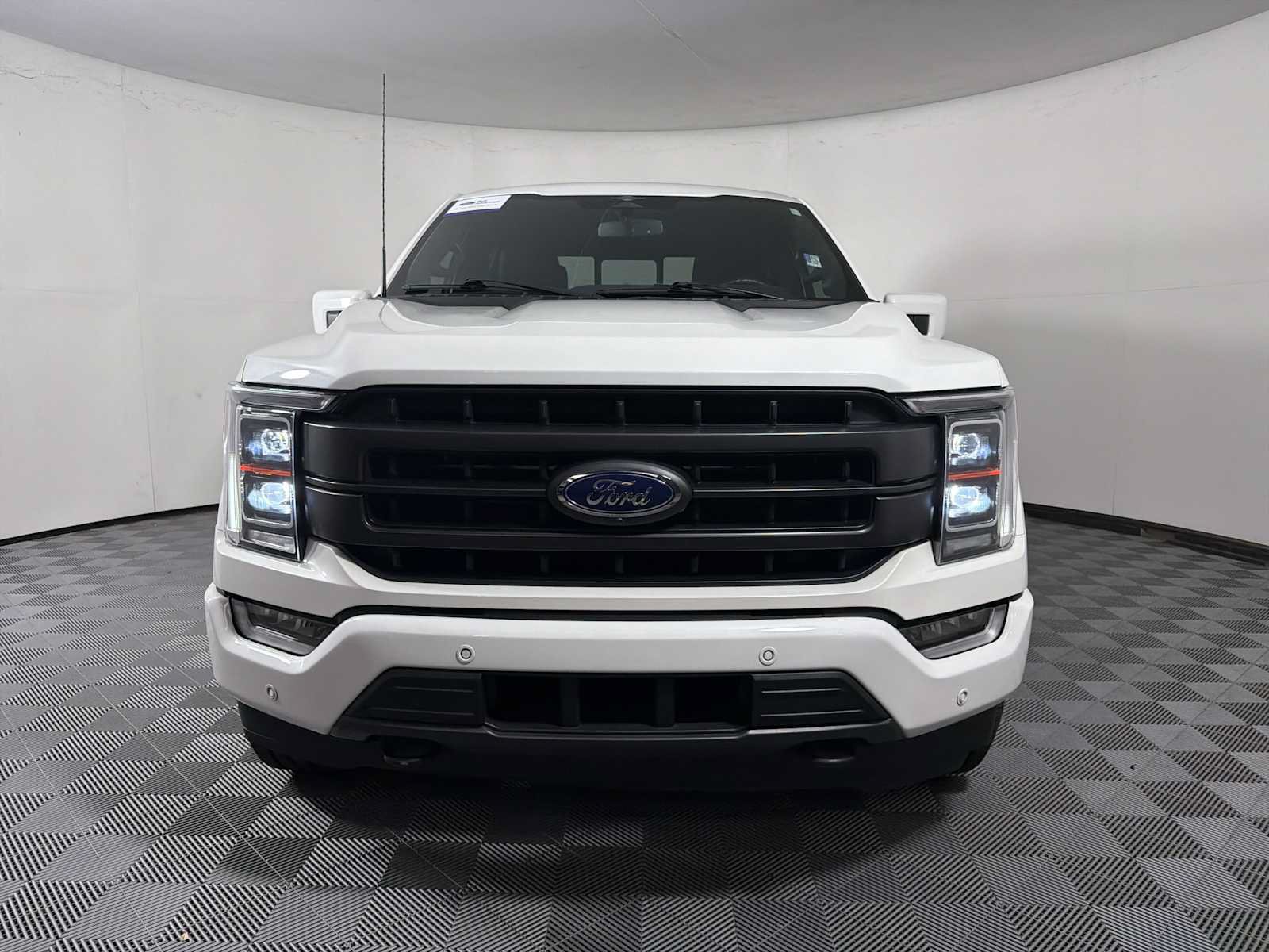 Certified 2023 Ford F150 Lariat w/ Equipment Group 502A High AWD/4WD image 2