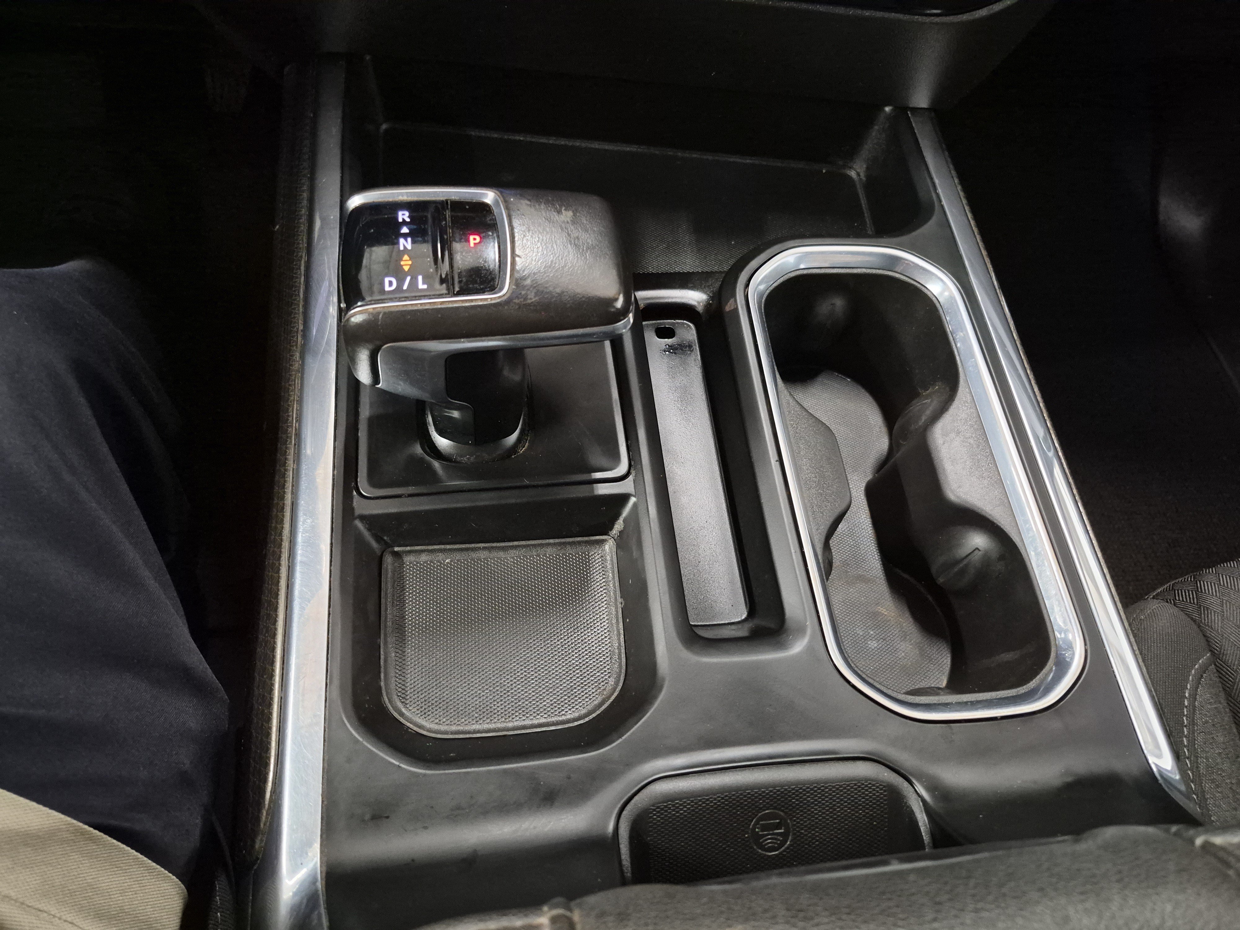 Used 2022 Chevrolet Silverado 1500 LT w/ LPO, Dark Essentials Package AWD/4WD image 29