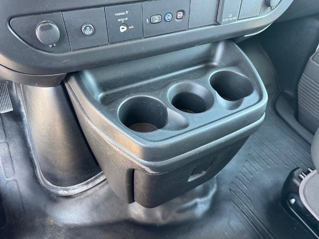 Used 2022 Chevrolet Express 3500 Extended w/ Driver Convenience Package RWD image 15