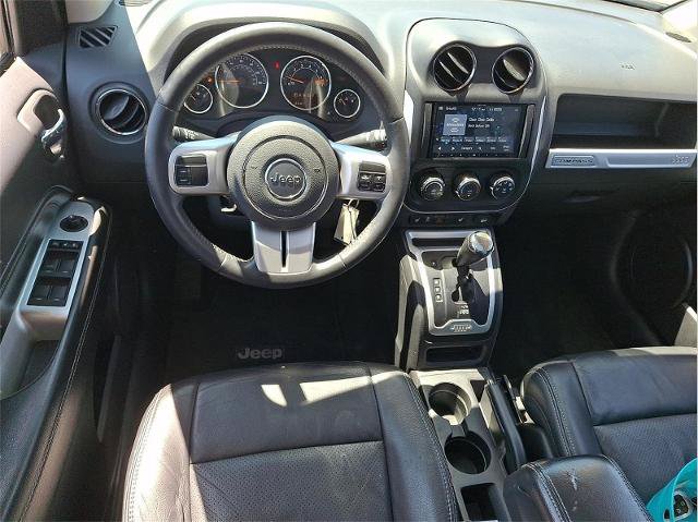 Used 2017 Jeep Compass High Altitude AWD/4WD image 25