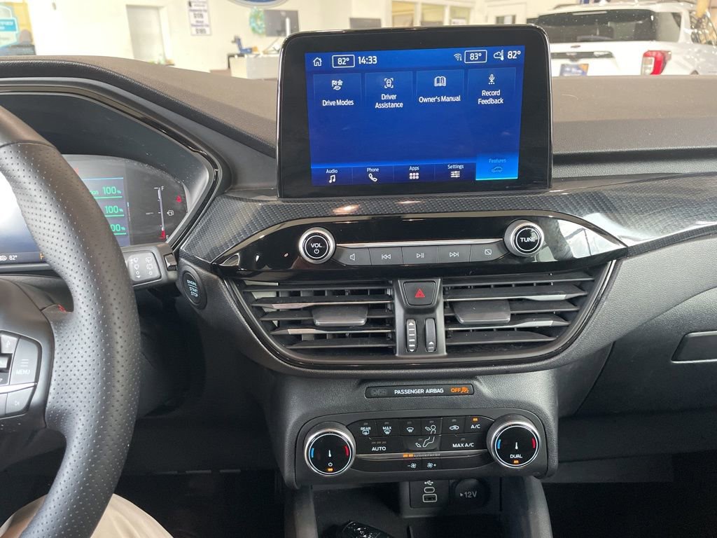 Certified 2025 Ford Escape ST-Line AWD/4WD image 20
