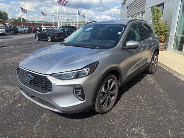 Certified 2023 Ford Escape Platinum AWD/4WD image 4